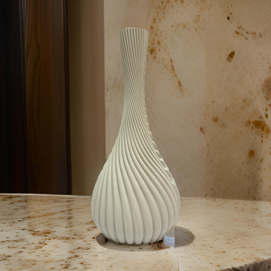 Twist plastic Vase